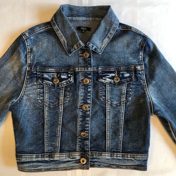 ChiQle Long Sleeve Button Front Classic Blue Jean Denim Jacket Size M - Picture 2 of 8